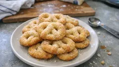 Mormors sockerkringlor med pärlsocker – spröda småkakor som alltid lyckas