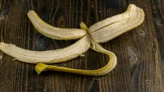 Släng inte denna skatt: 6 smarta sätt att använda bananskal