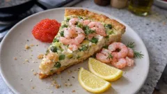 Krämig räkpaj med pepparrot och rom – lika god varm som kall