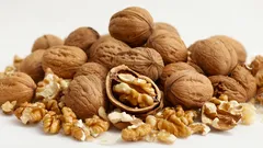 Släng inte skalet från valnötter: Det här avfallet kan lösa många vardagsproblem