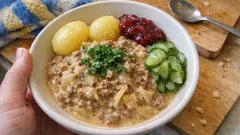 Krämig kålmaja med färs – snabb husmansgryta med kål, sirap och grädde