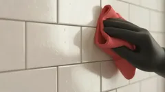 Huskurer för att få badrummets kakel att glänsa utan starka kemikalier