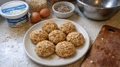 Kesofrallor utan mjöl – saftiga frukostfrallor med havregryn som går snabbt att baka