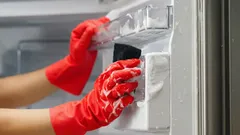 Hur ofta bör du göra en grundlig rengöring av kylskåpet – och varför?